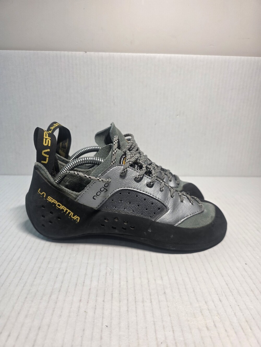 La Sportiva Nago Climbing Shoes EU 38 Men's 6 Women's 7 SAGE Vibram XSEdge